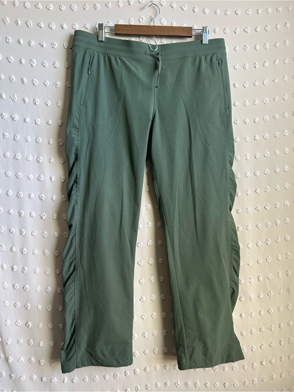 Kuhl Women’s FreeFlex Move Hiking Pants Sz L Short Olive Green